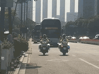 
                        4:3图片