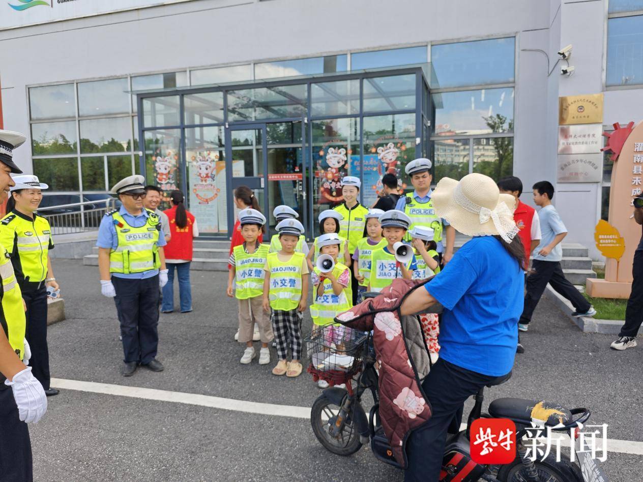 
                        4:3图片