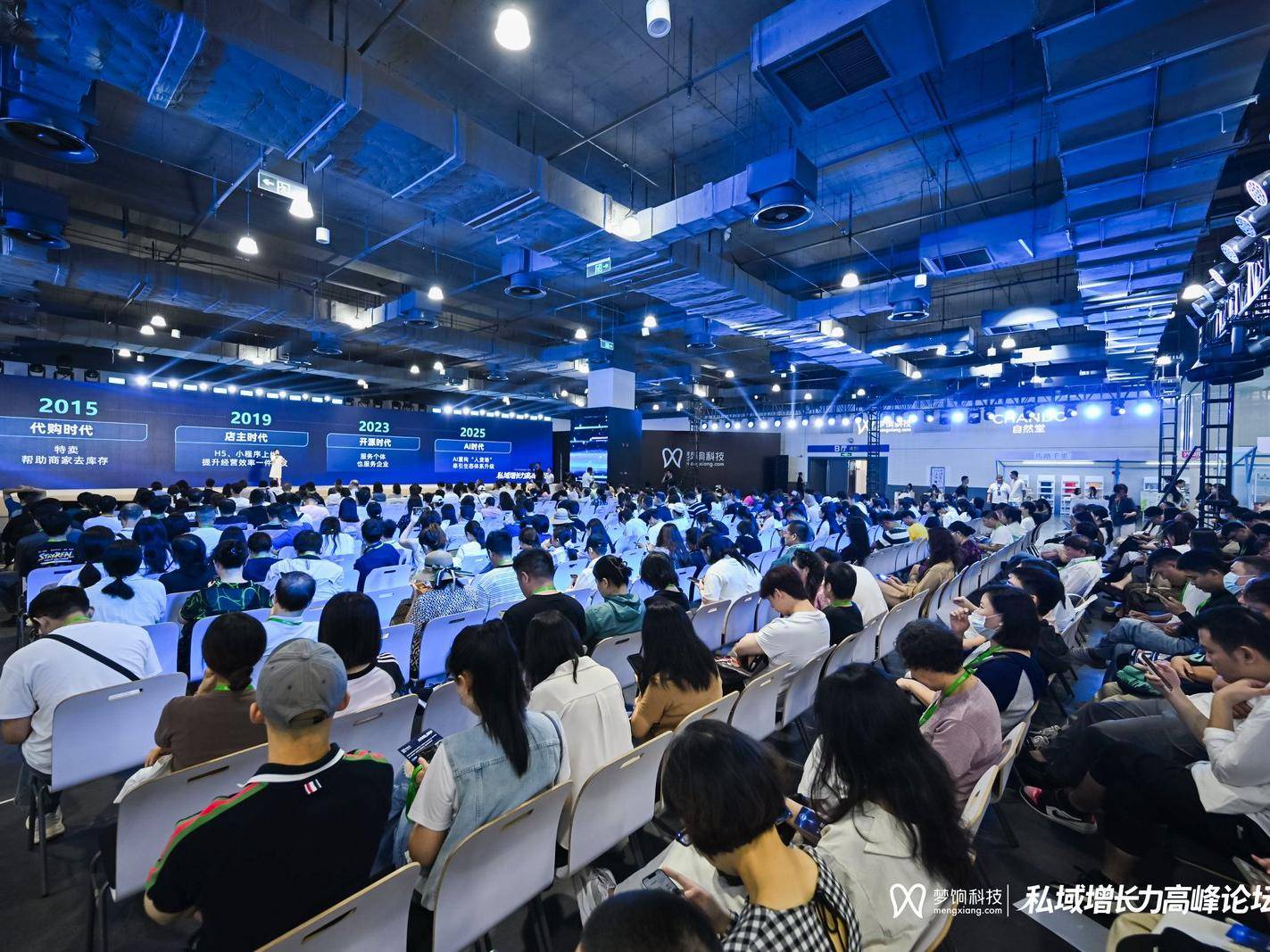 
                        4:3图片