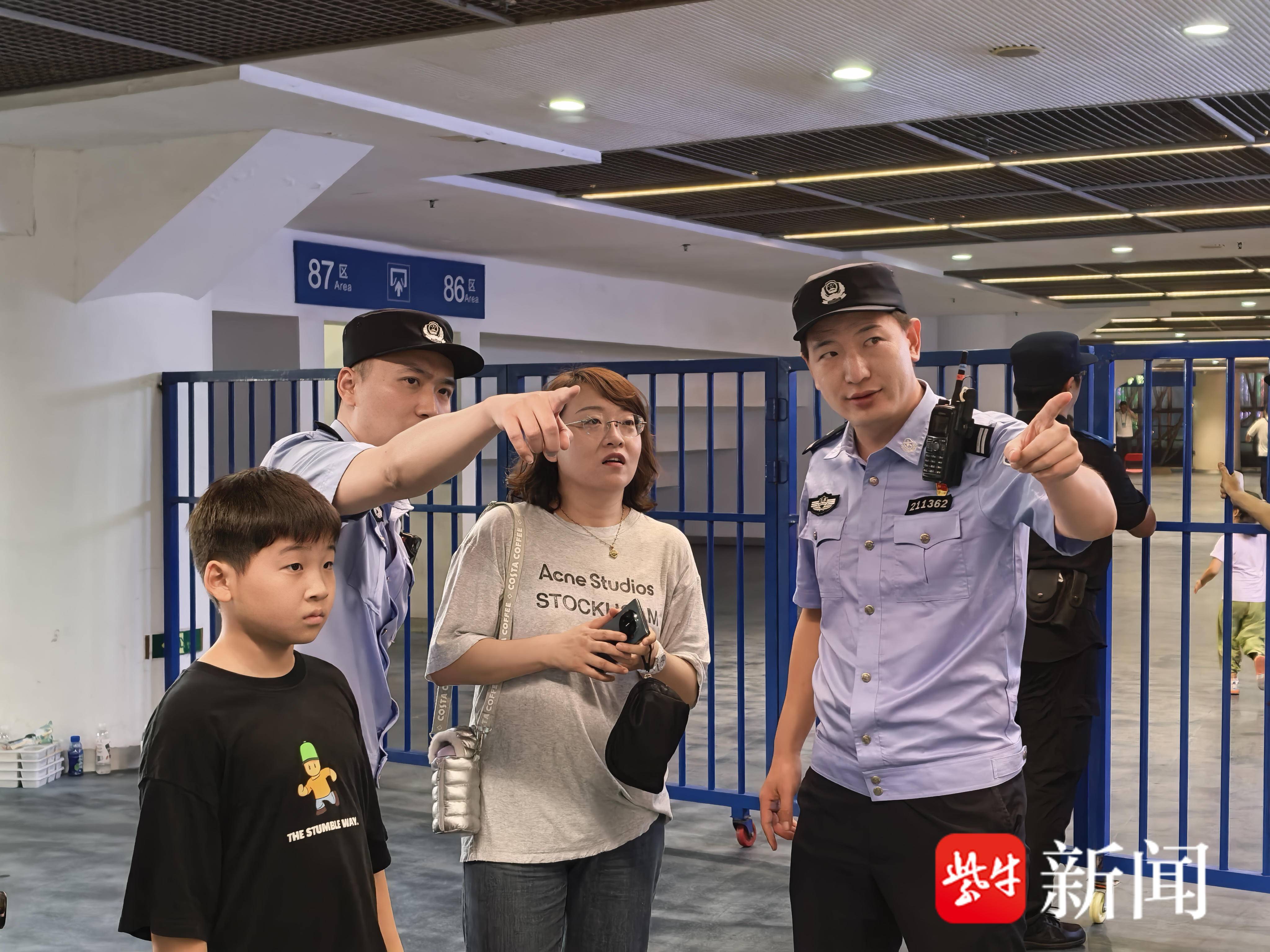 
                        4:3图片