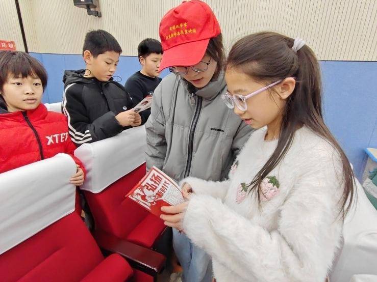 
                        4:3图片