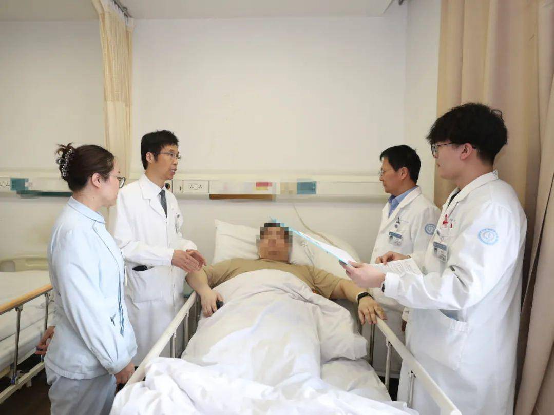 
                        4:3图片