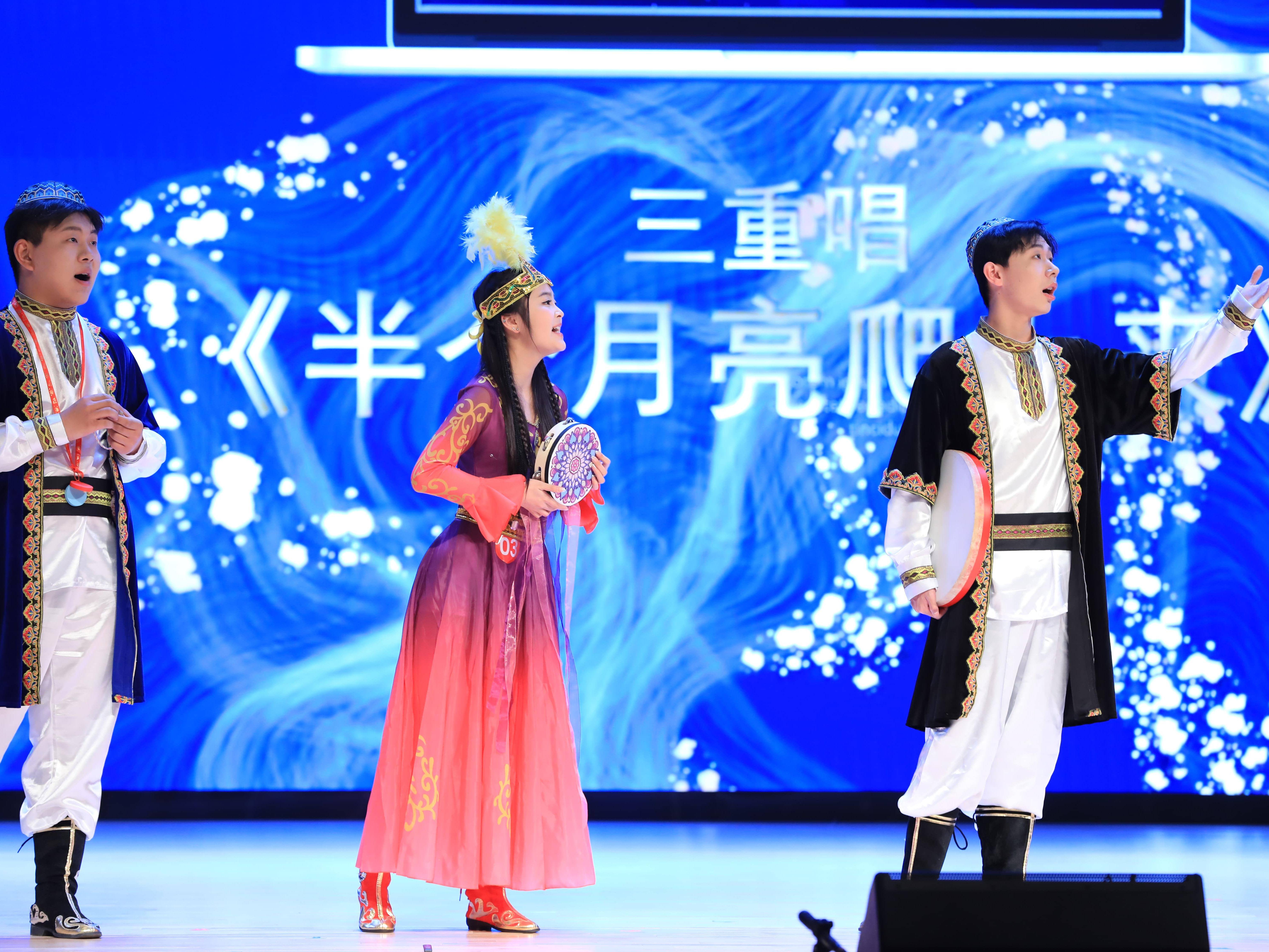 
                        4:3图片