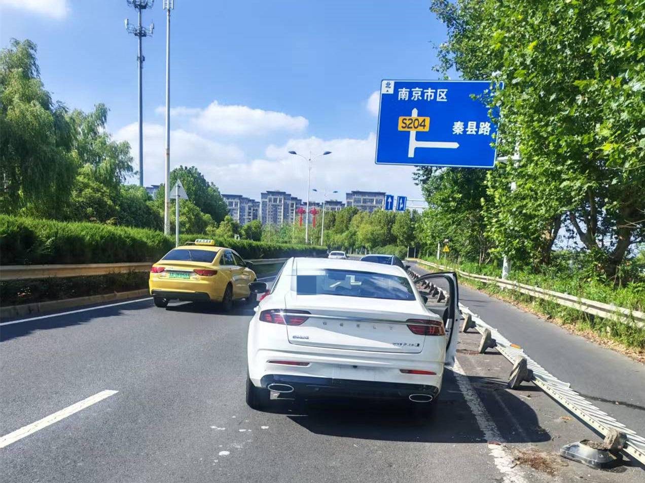
                        4:3图片