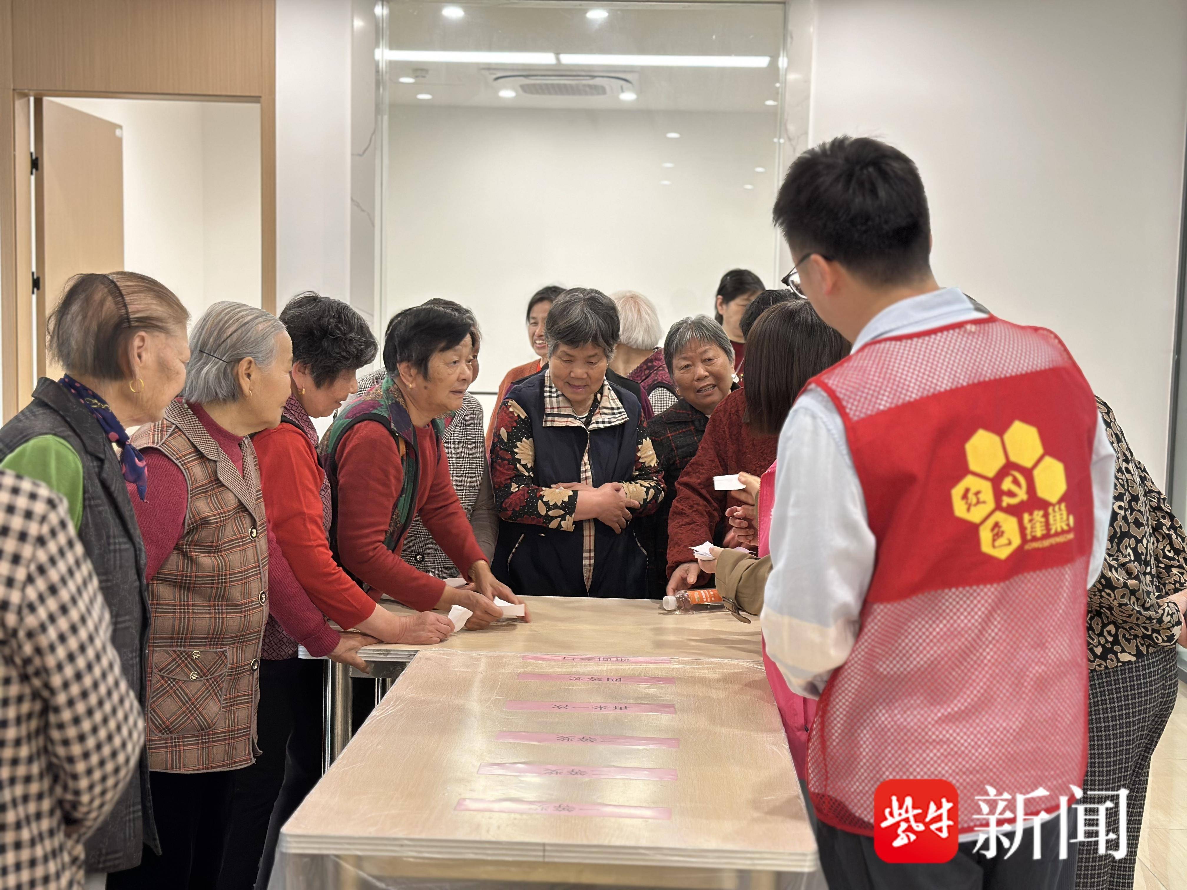 
                        4:3图片
