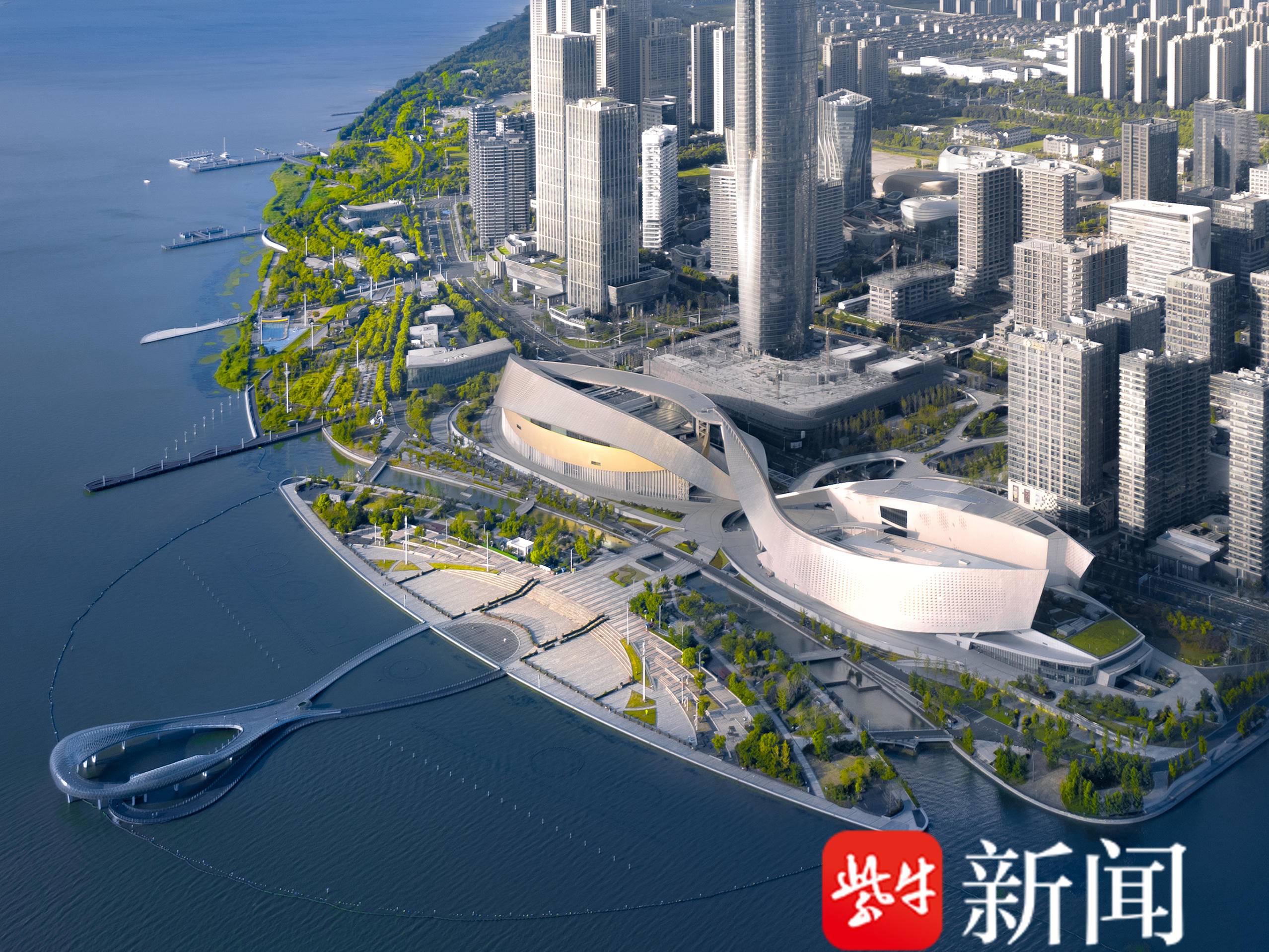 
                        4:3图片