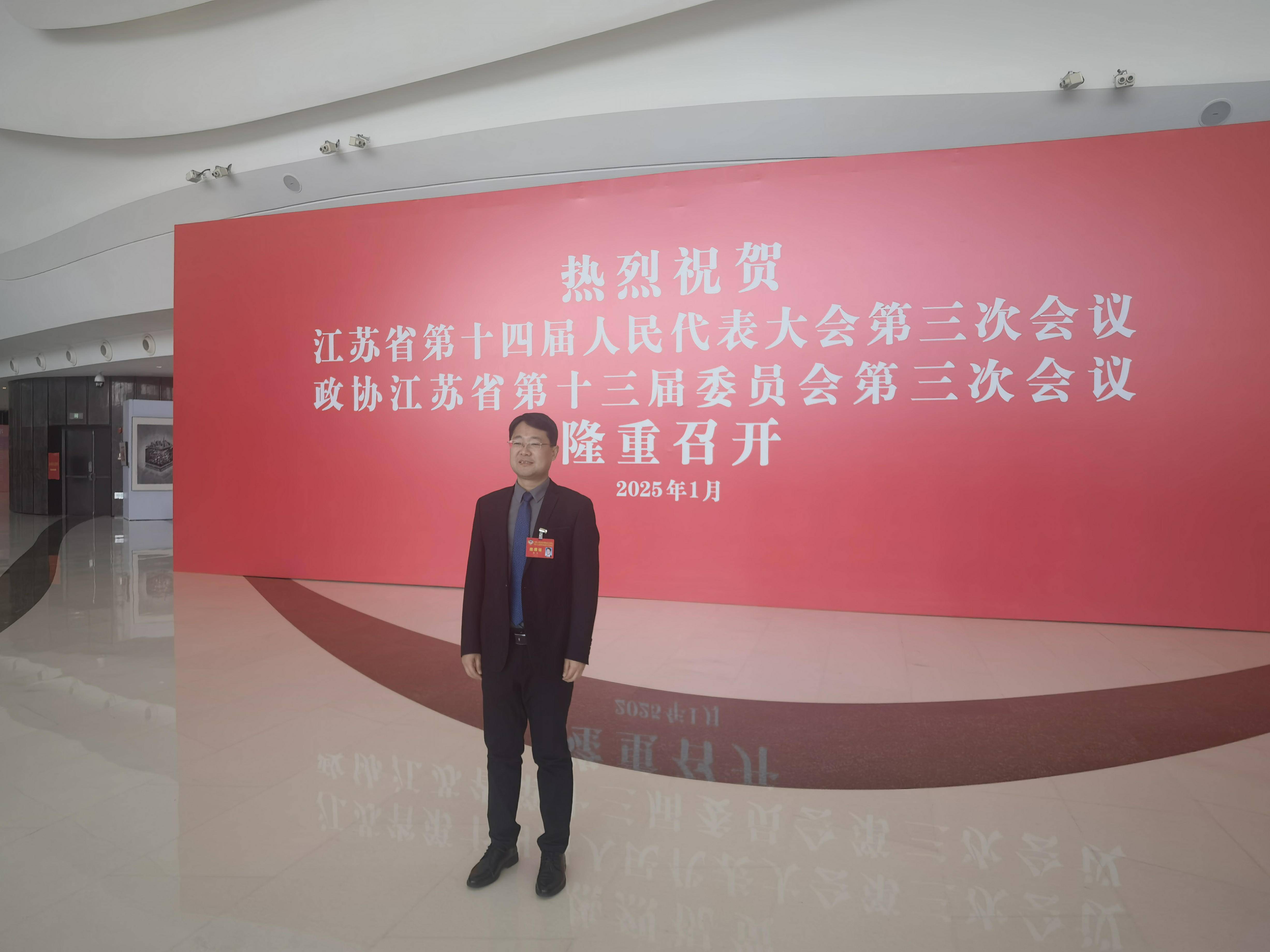 
                        4:3图片