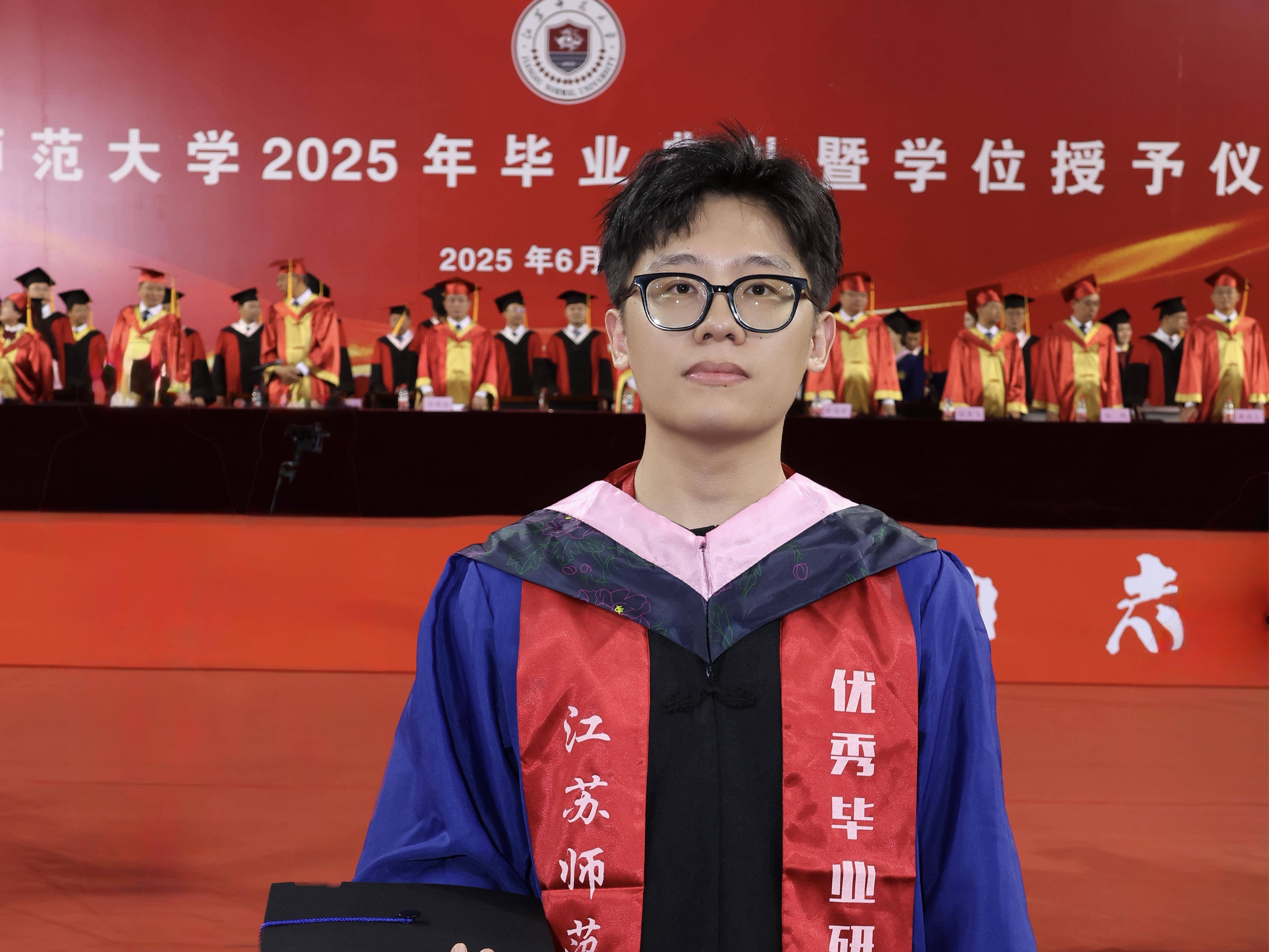 
                        4:3图片