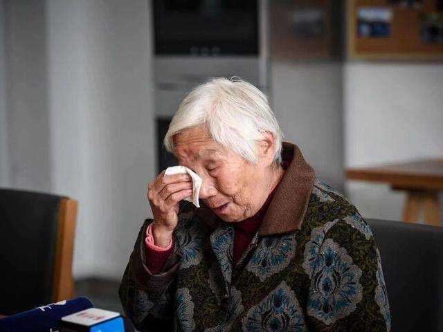 
                        4:3图片
