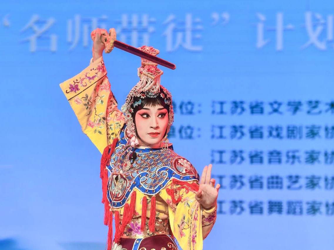 
                        4:3图片