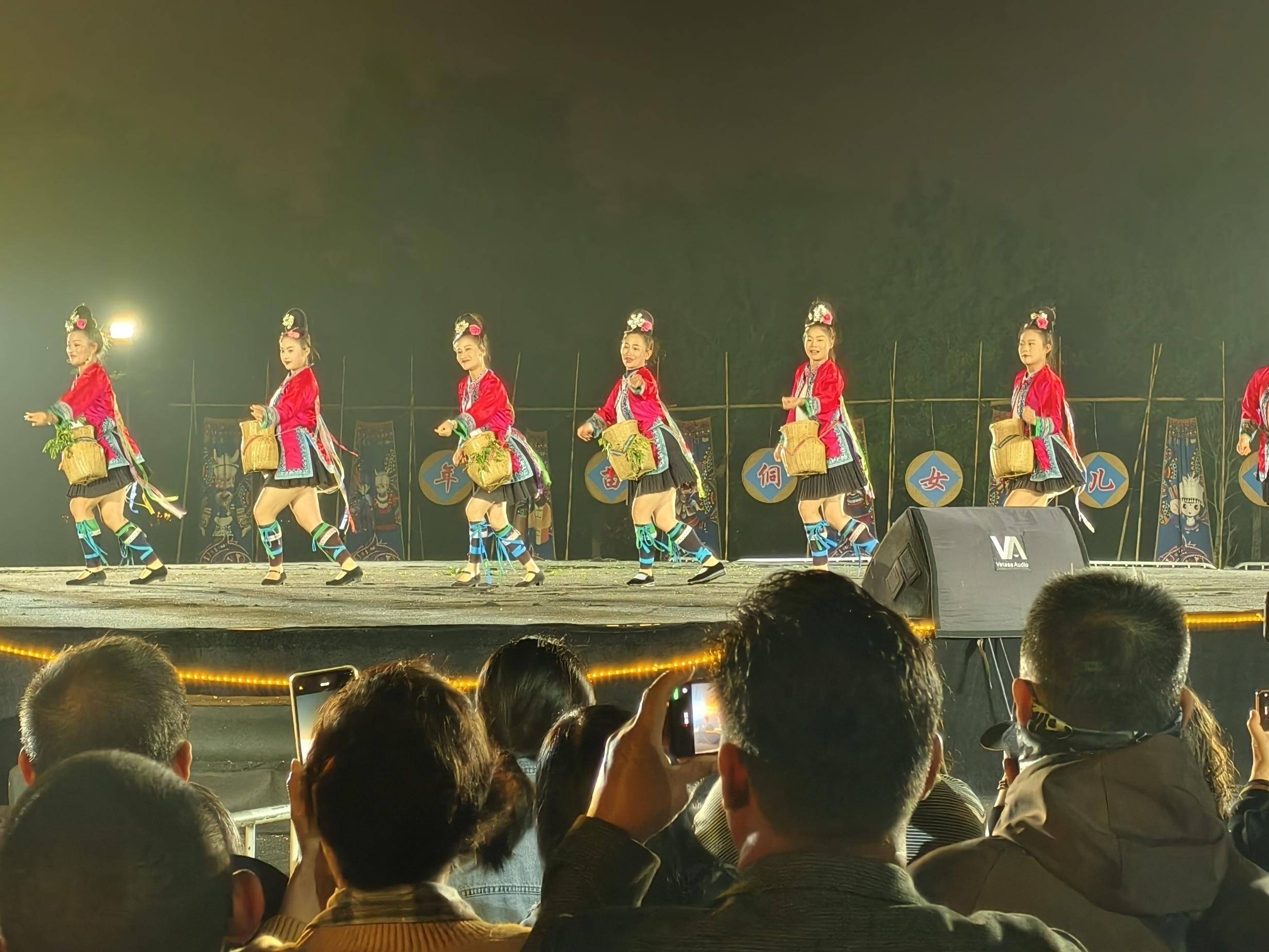 
                        4:3图片