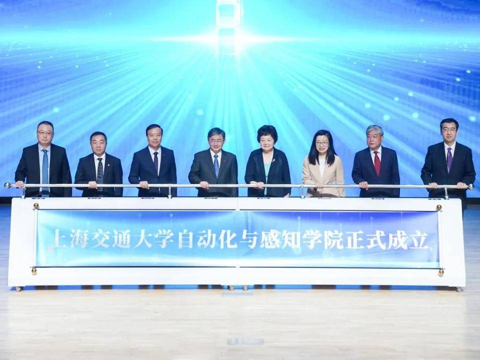 
                        4:3图片