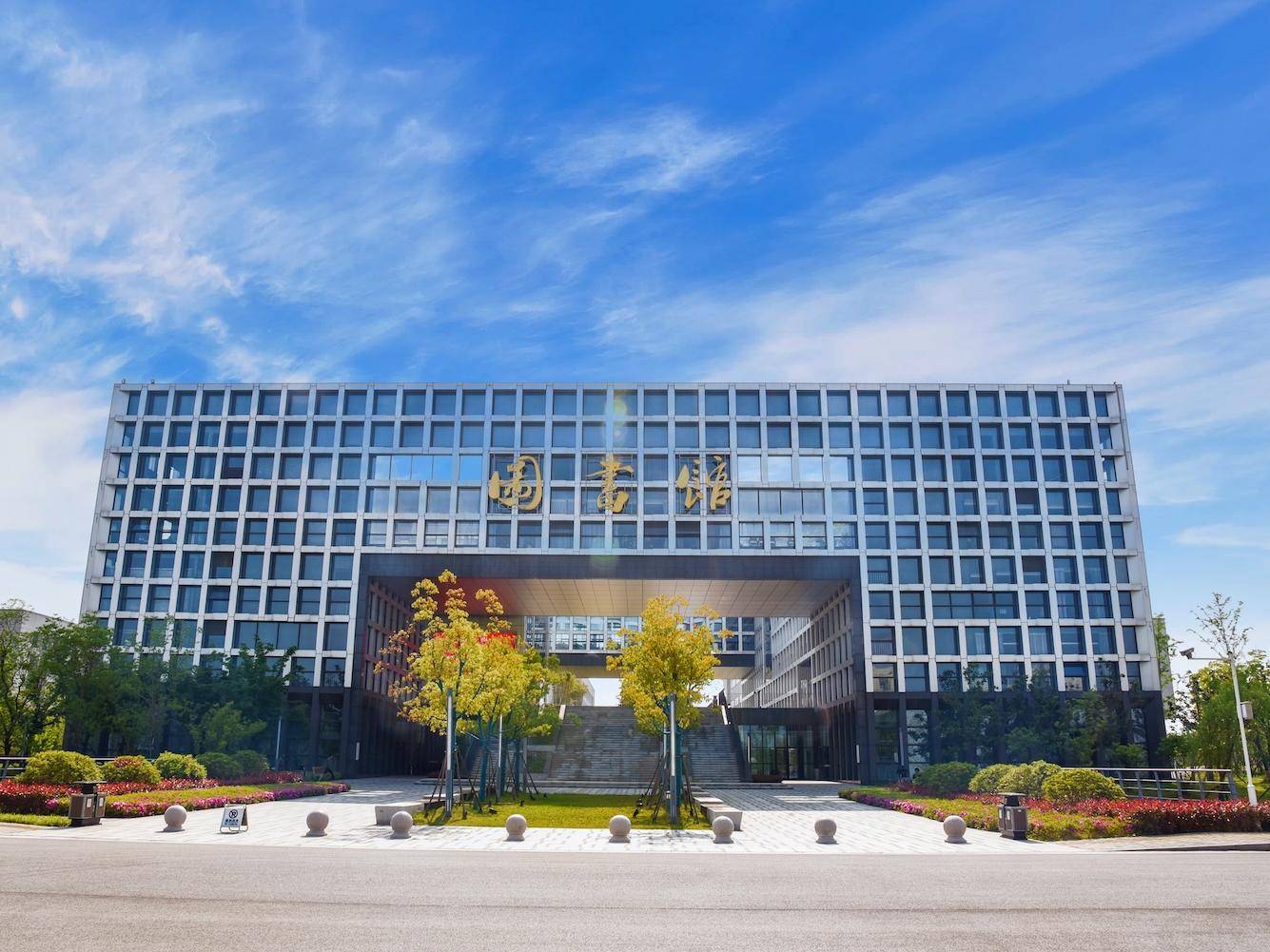 
                        4:3图片