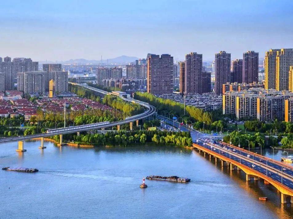 
                        4:3图片