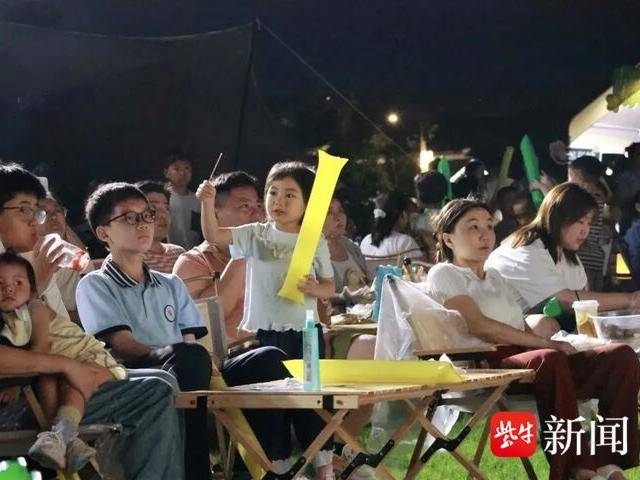 
                        4:3图片