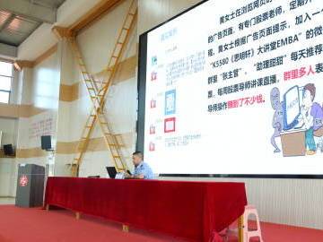 
                        4:3图片