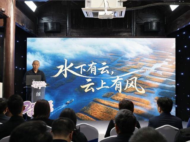 
                        4:3图片