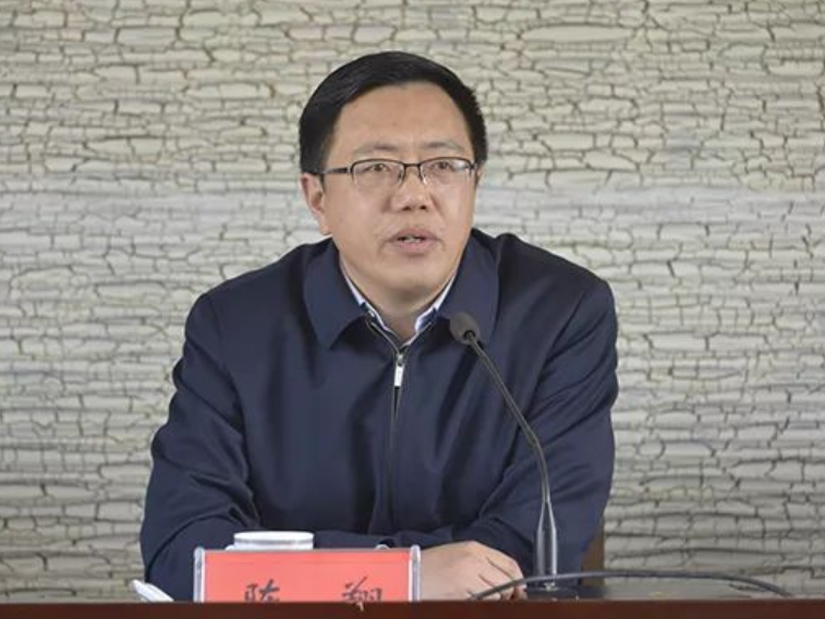 
                        4:3图片