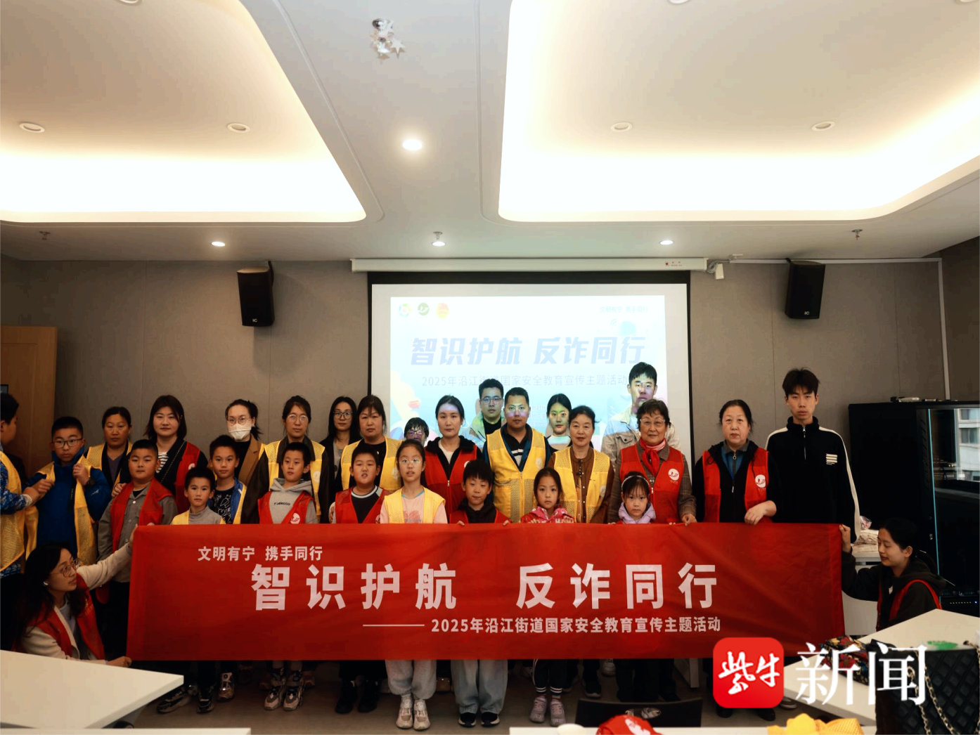 
                        4:3图片