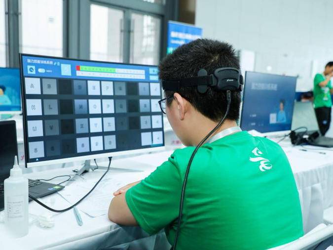 
                        4:3图片