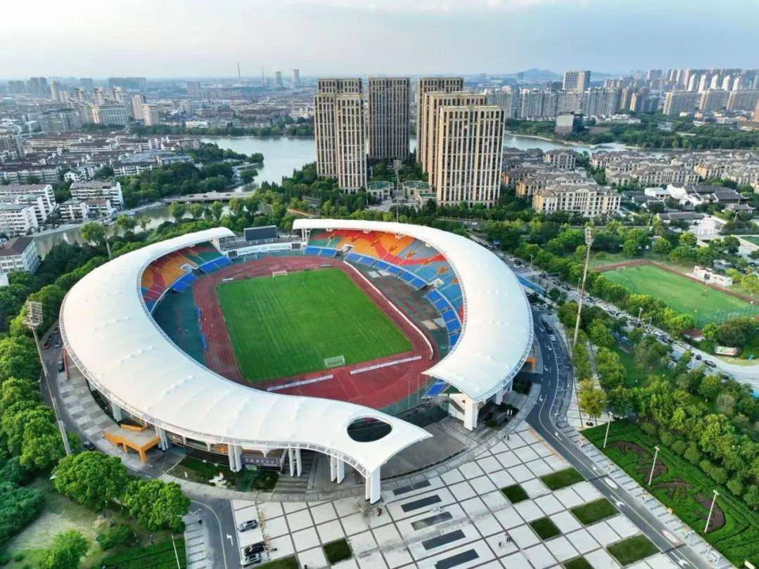 
                        4:3图片