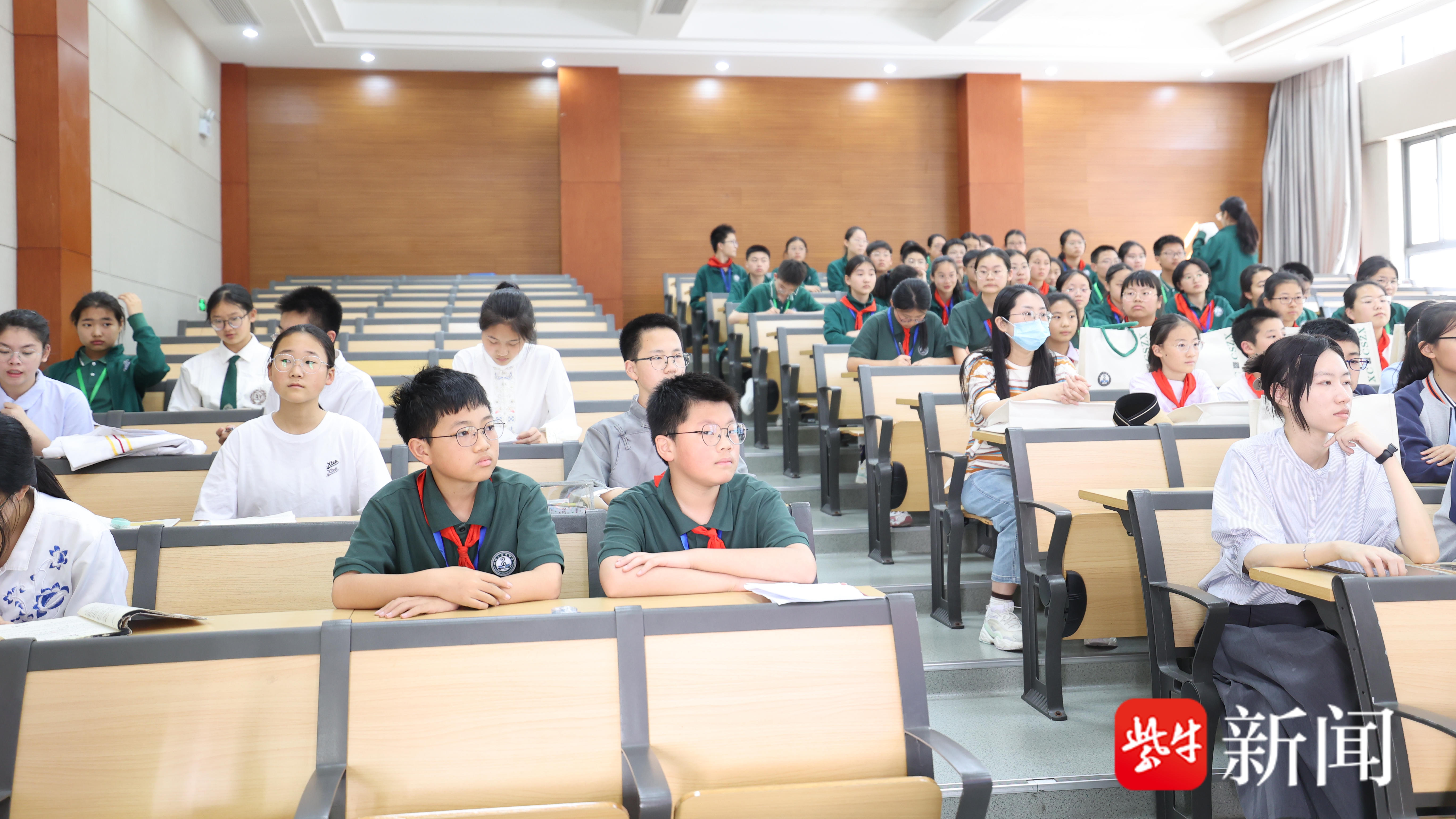 相城区春申中学图片