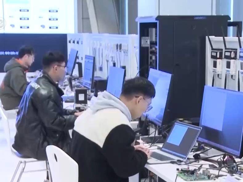 
                        4:3图片