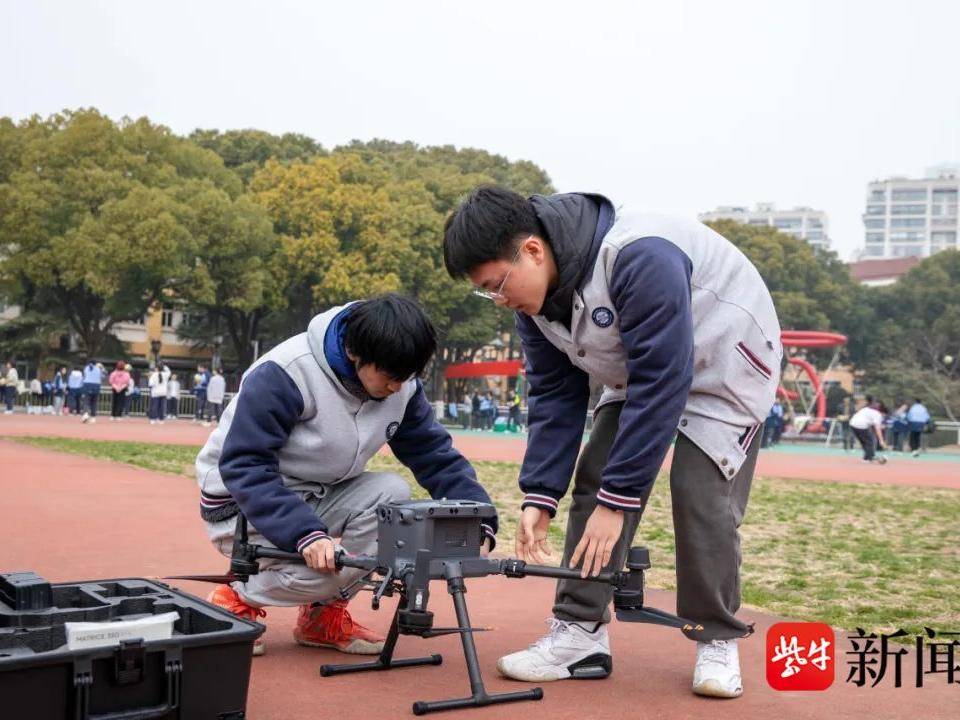 
                        4:3图片