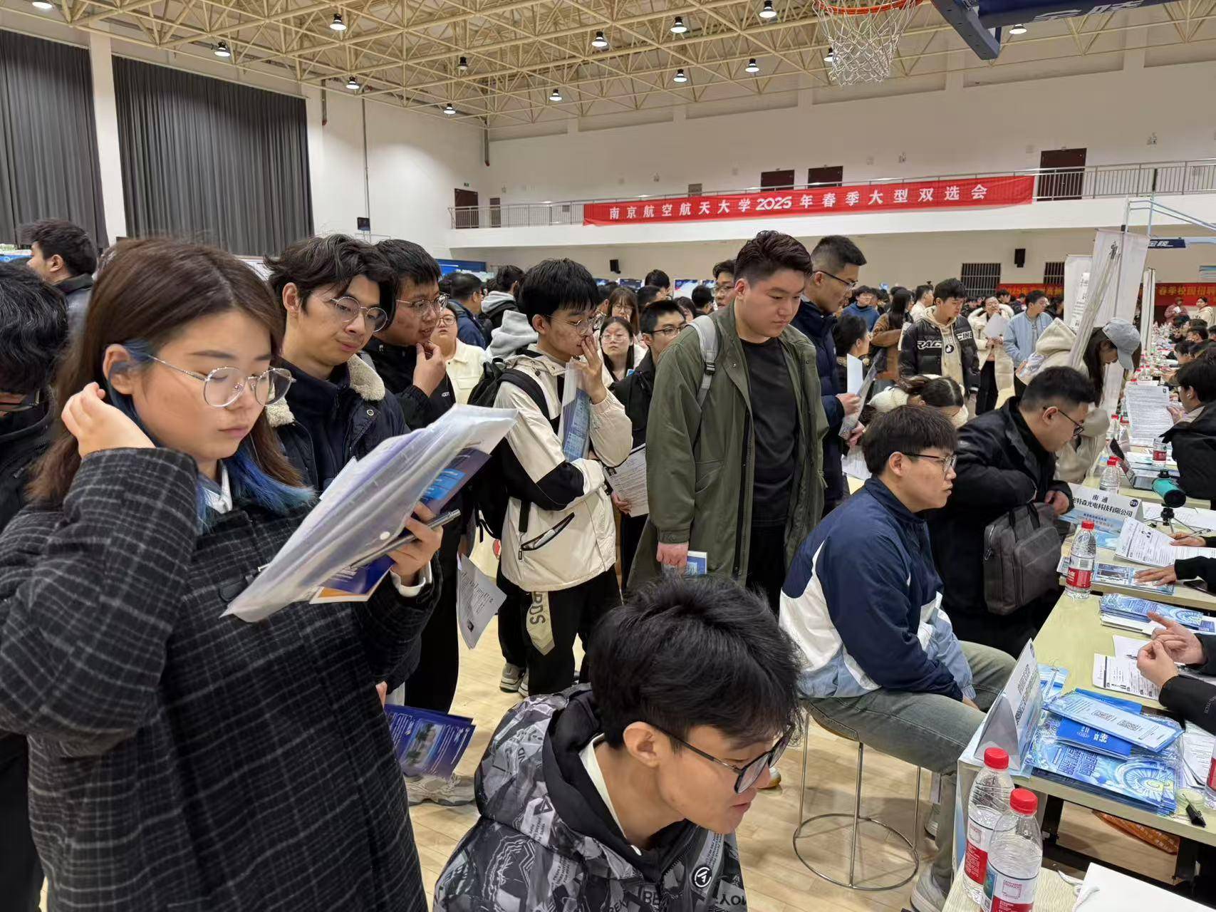 
                        4:3图片