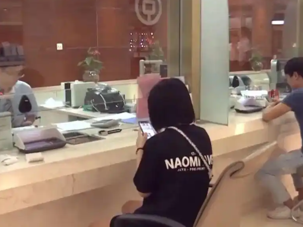 
                        4:3图片