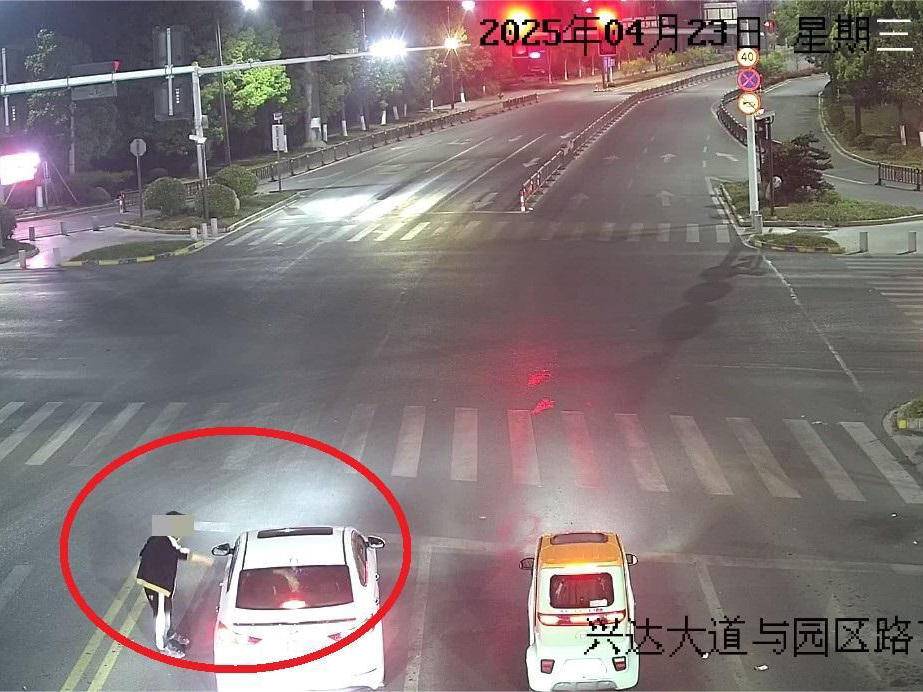 
                        4:3图片