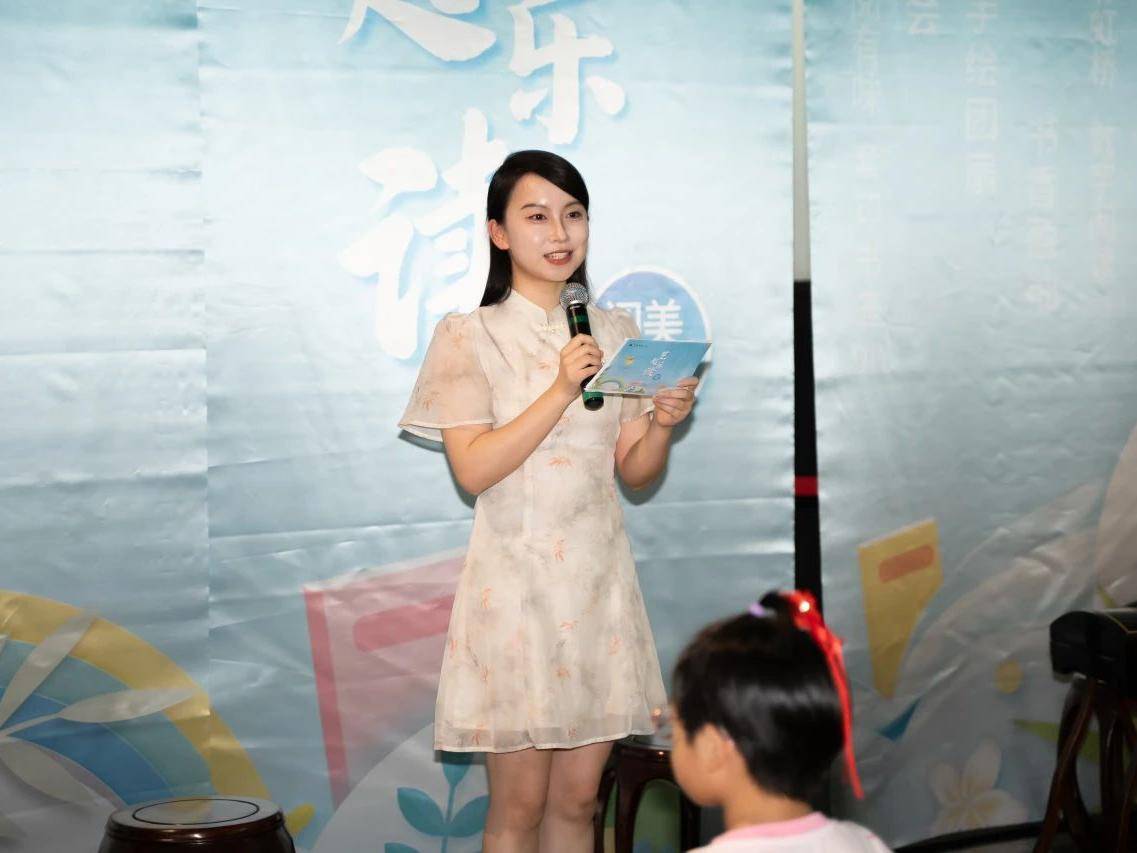 
                        4:3图片