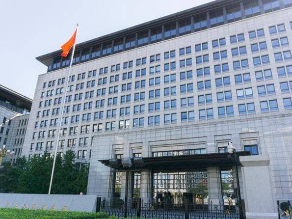 
                        4:3图片