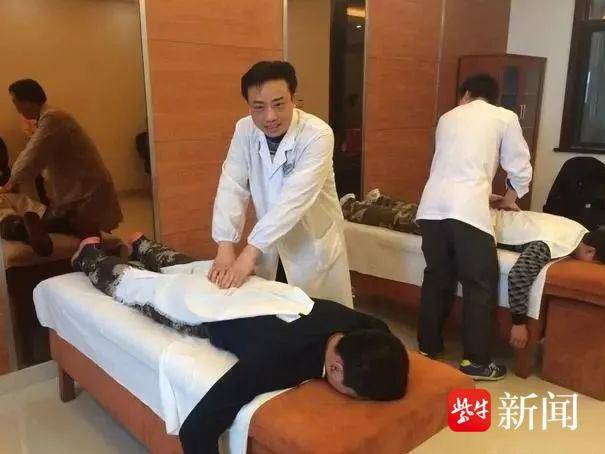 
                        4:3图片