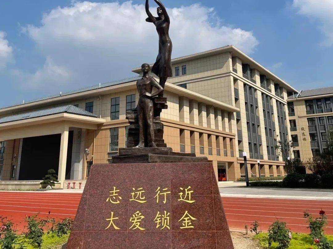 
                        4:3图片